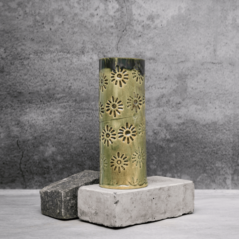 Elegant Flower Vase By Shivika's Pottery Elegant Flower Vase By Shivika's Pottery